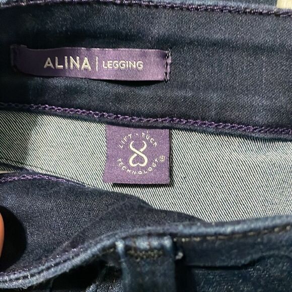 NYDJ Jean Alina Leggings Lift Tuck Size 6P - Picture 4 of 6